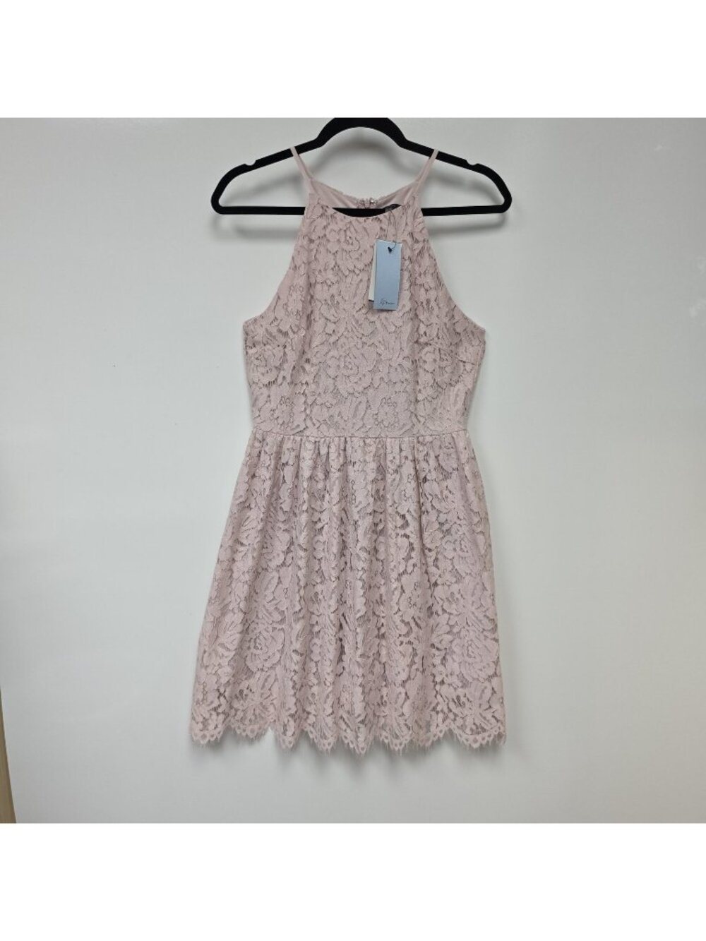 Soprano Dress Juniors M Pink Lace Halter Fit & Flare Short Lined Party Wedding